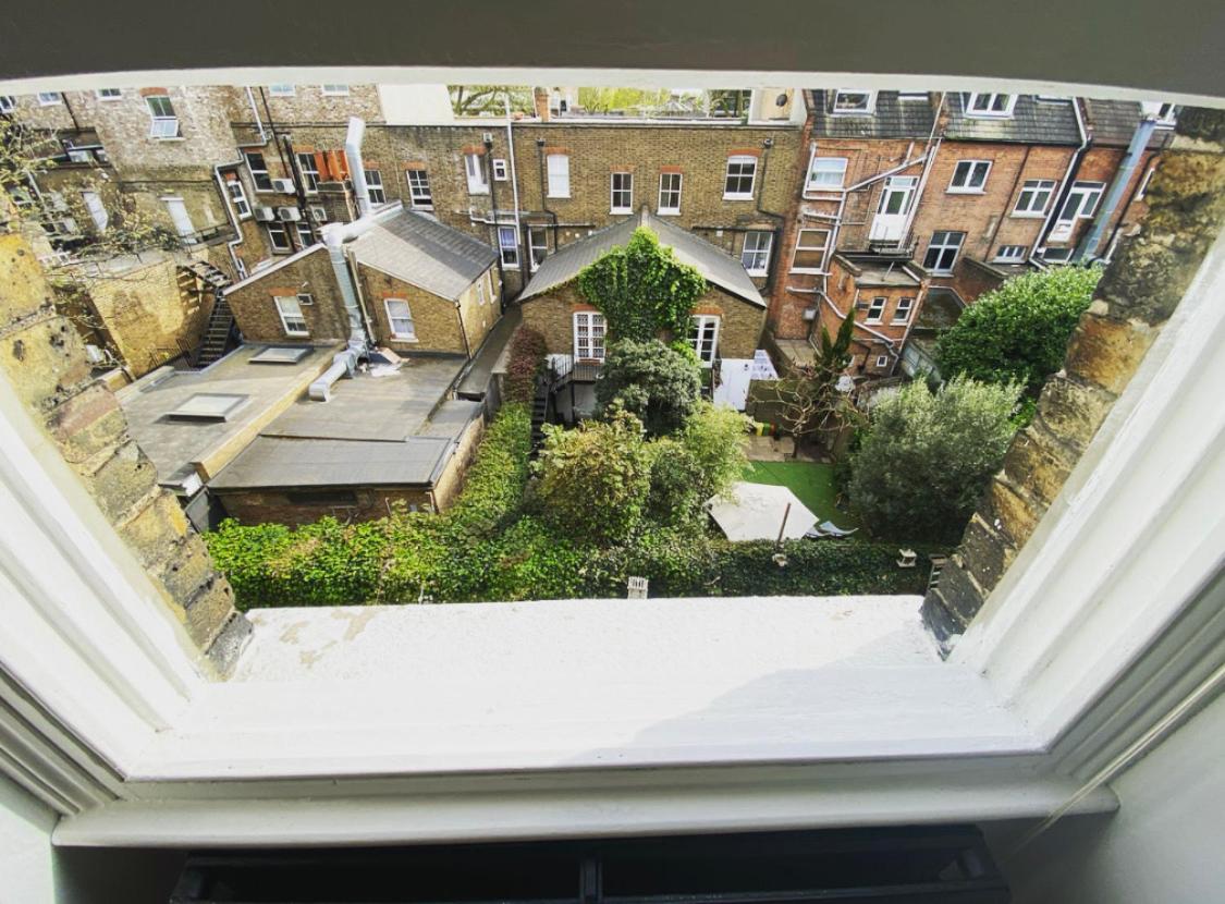 Complete 1 Bedroom Apartment With Wi-Fi, Kitchen, Tv In Heart Of Chiswick, Londra Esterno foto